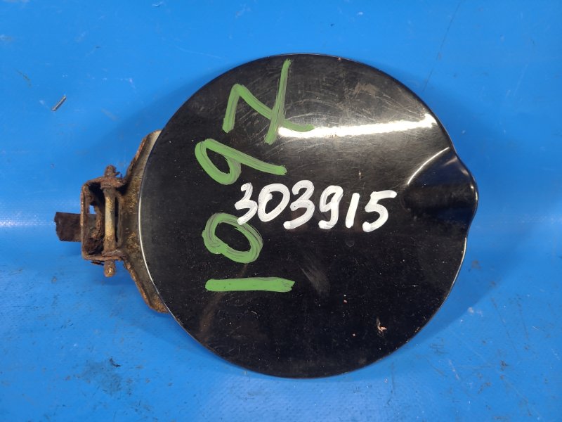 Fuel Door for a 2006 Dodge Caliber 06-11