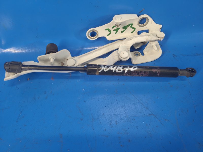 Trunk lid shock absorber CHRYSLER 200 10-14 2013 Left.