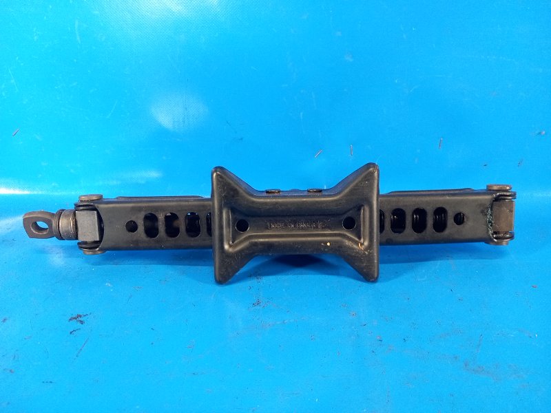 Toyota Camry 40 jack 06-11