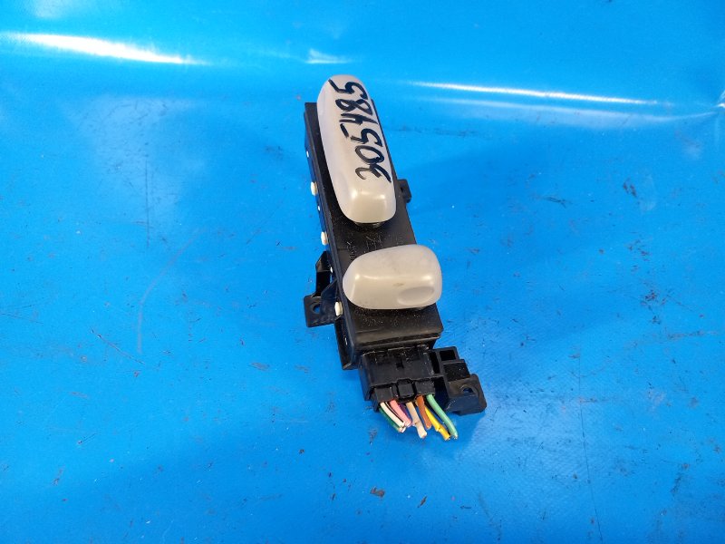 Seat adjustment button TOYOTA CAMRY 40 06-11 2010 Left. Front.