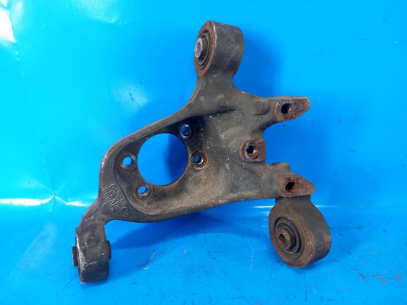 Trunnion CHRYSLER 200 10-14 2012 Left. Rear.