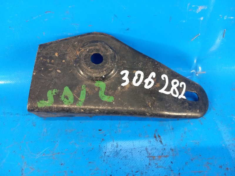 Stabilizer mount TOYOTA CAMRY 40 06-11 2010 Right Rear