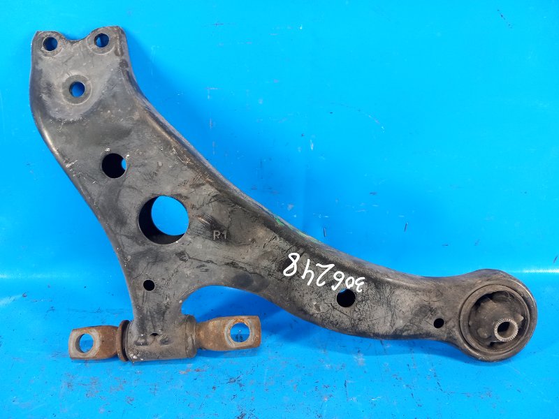 Front suspension lower arm TOYOTA CAMRY 40 06-11 2010 Right.