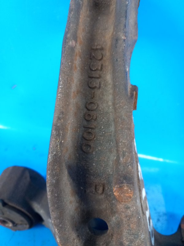 Trunnion TOYOTA CAMRY 40 06-11 2007 Right Rear