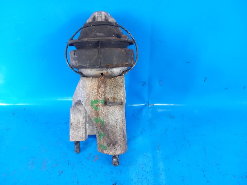 Lower engine mount VOLVO XC90 02–16 2008