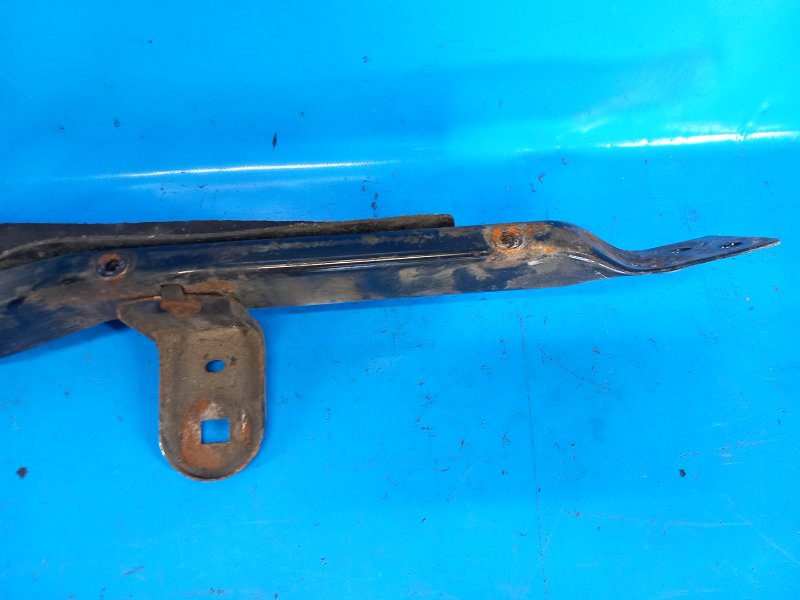 Upper front panel for Dodge Caliber 06-11 2006