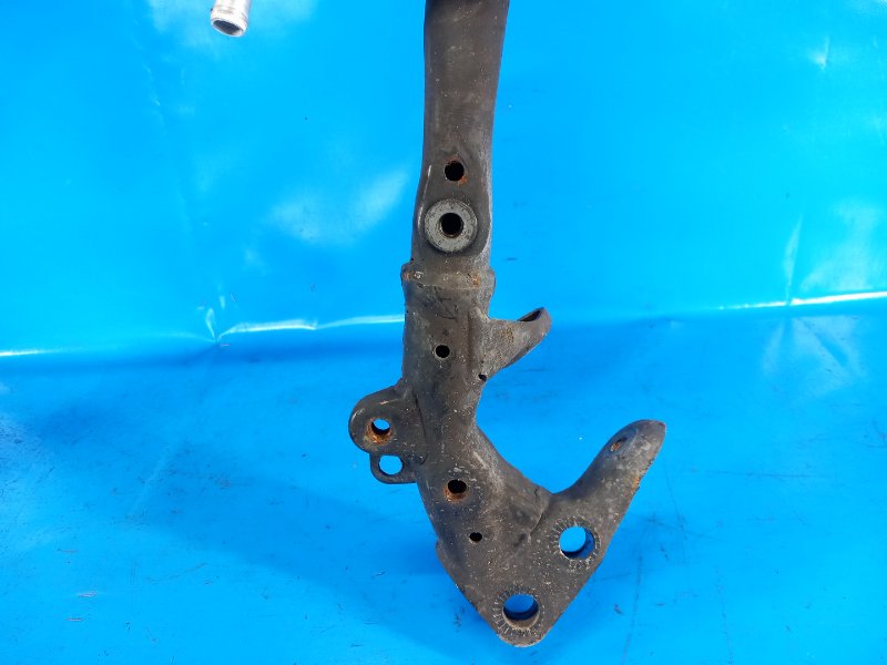 Front suspension beam AUDI A6 (C7) 11-18 2011