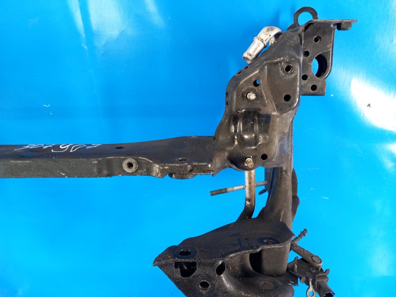 Front suspension beam AUDI A6 (C7) 11-18 2011