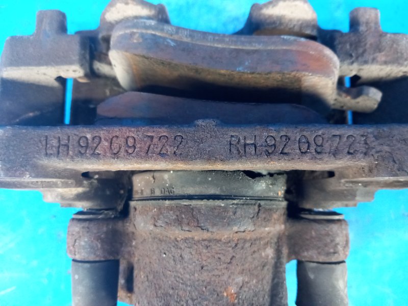 Brake Caliper VOLVO XC70 00–07 2006 Right Front