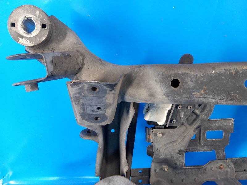 Rear suspension beam for Volvo S60 10-13 2012