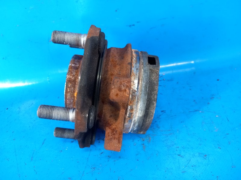 Hub NISSAN PATHFINDER R52 12-21 2015 Front.