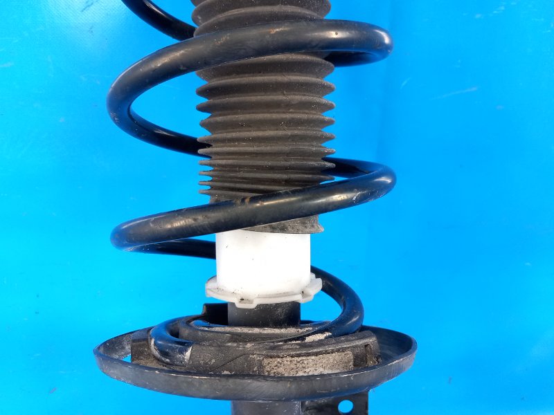 Shock absorber MAZDA 3 BK 03-08 2006 Left. Front.