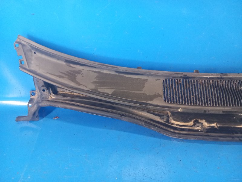 Plastic under the windshield / Frog LEXUS IS250/350 05-13 2009