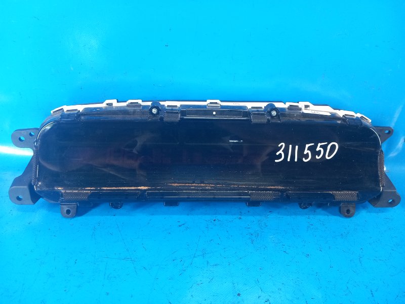 Toyota Prius Plus 11-14 2013 dashboard