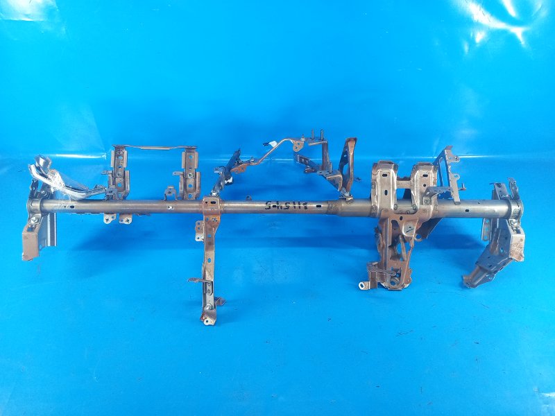 Toyota Prius Plus dashboard amplifier 11-14 2013