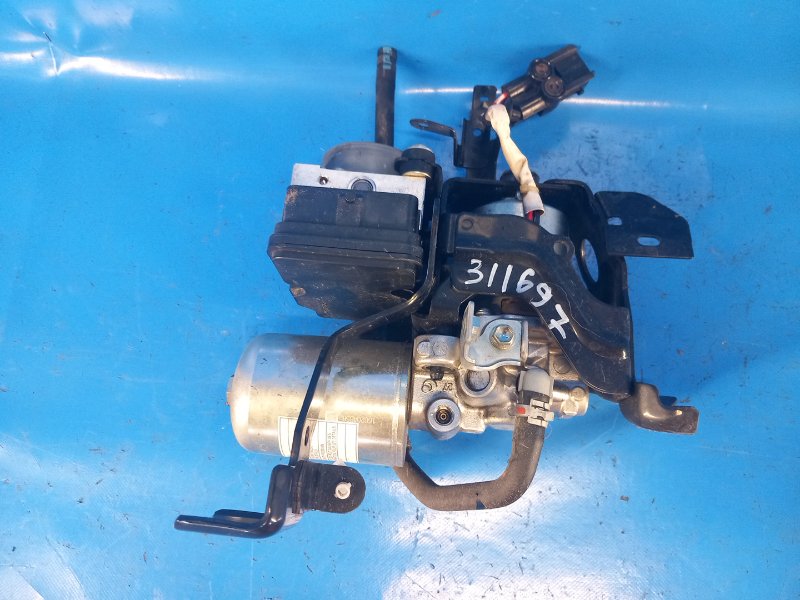 ABS unit Toyota Prius 16- 2016
