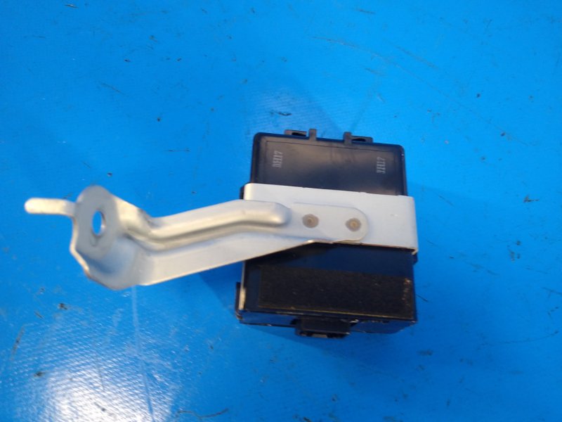 Tire pressure control unit Toyota Prius - 20 03-11 2006
