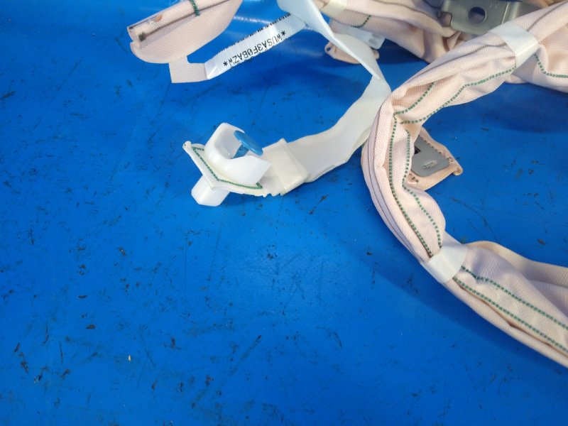 Airbag (curtain) TOYOTA PRIUS - 30 09-17 2010 Right.