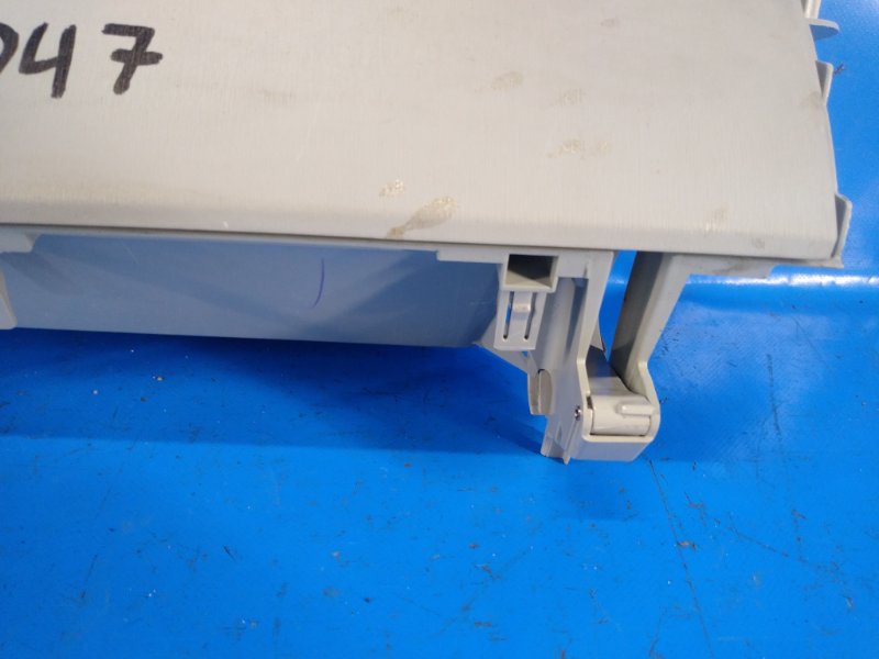 Toyota Prius glove compartment - 09/30/2010