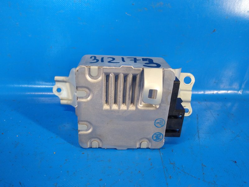 Electric power steering control unit for Toyota Prius - 09/30/2010