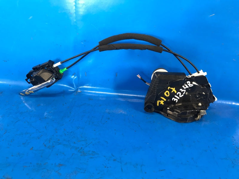 Door lock TOYOTA PRIUS 16- 2016 Right Front.