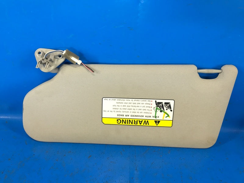 Sun visor MITSUBISHI OUTLANDER XL 05-13 2011 Right.