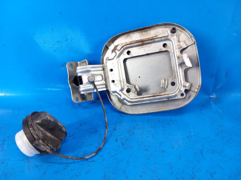 Fuel filler door for Nissan Sentra B17 12-21 2015