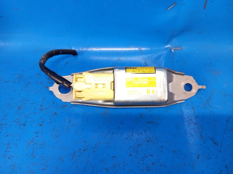 Impact sensor TOYOTA PRIUS - 20 03-11 2006 Right.