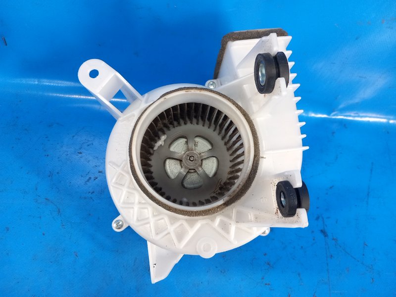 Battery Cooling Motor for Toyota Prius Plus 11-14 2013