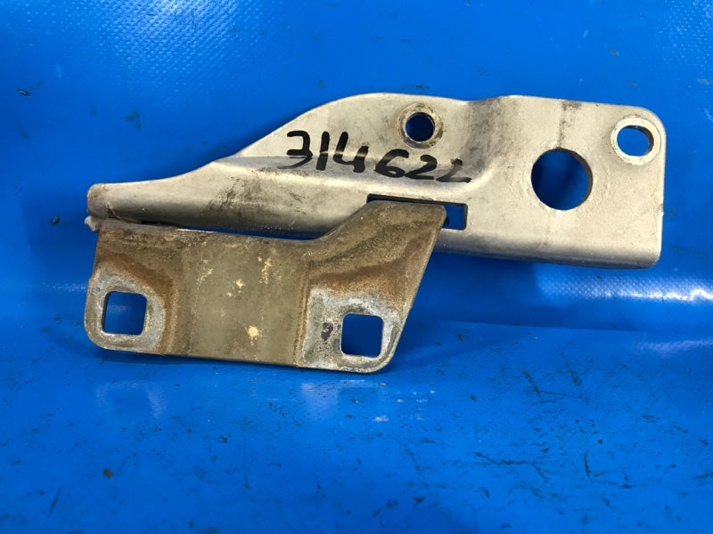 Hood hinge NISSAN PATHFINDER R51 04-14 2004 Left.