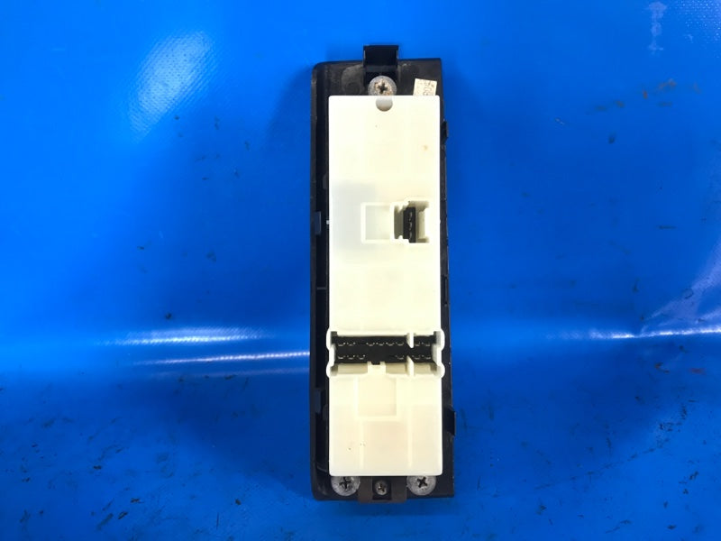 Nissan Pathfinder R51 04-14 2004 Power Window Control Unit