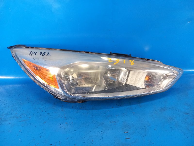 Headlight FORD FOCUS 10-18 2015 Right.