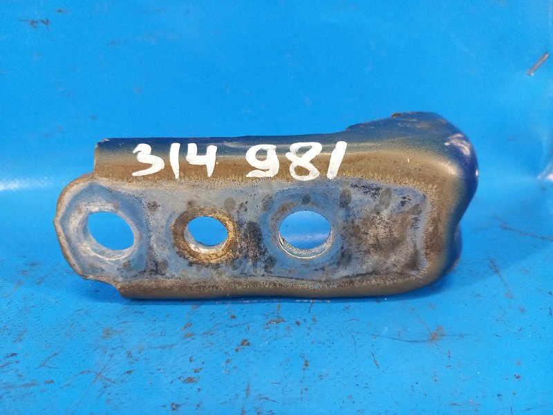 Upper door hinge FORD FUSION 14- 2014 Left. Front.