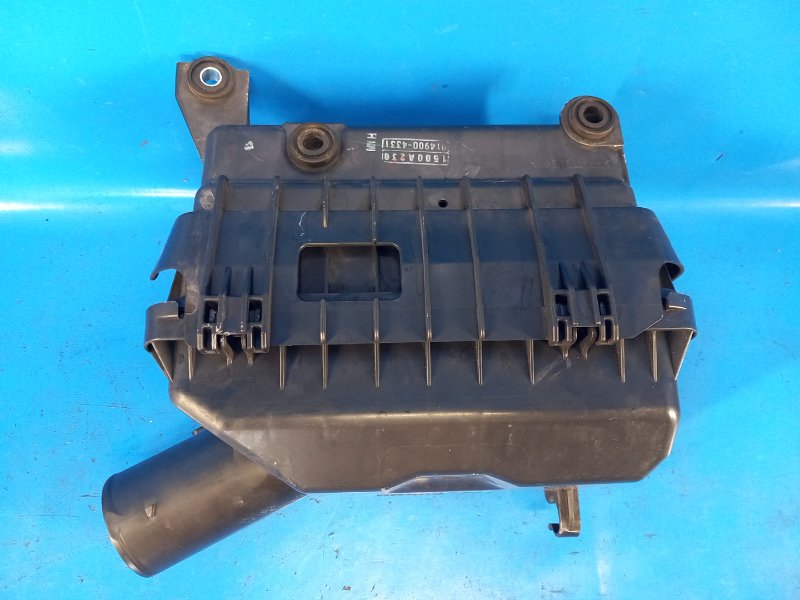 Air filter housing for the MITSUBISHI OUTLANDER XL 05-13 2011