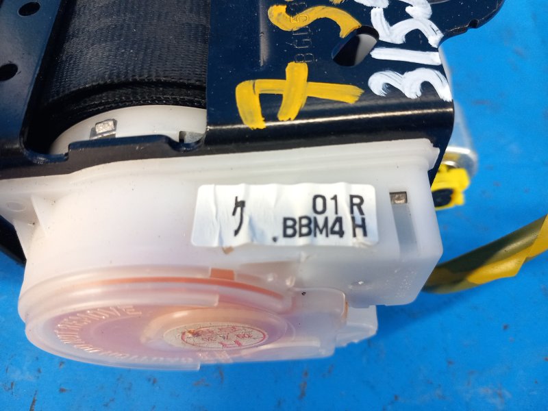 Seat belt MAZDA 3 BL 09-13 2009 Right Front.