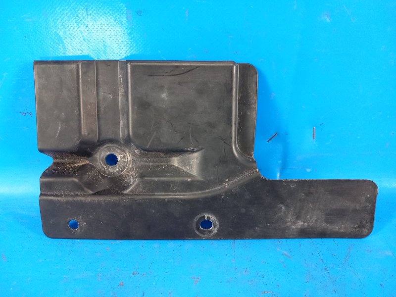 Radiator deflector LEXUS IS250/350 05-13 2009 Left.