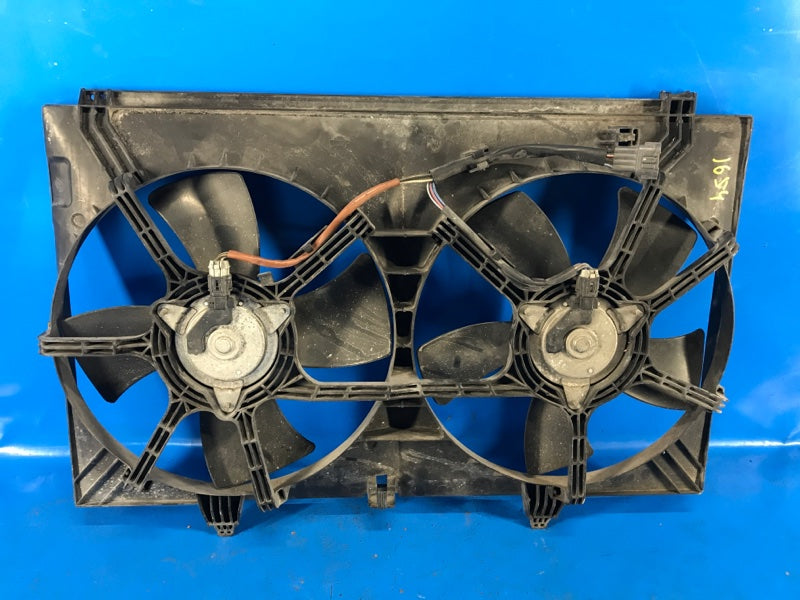 Main radiator fan diffuser MITSUBISHI OUTLANDER XL 05-13 2011