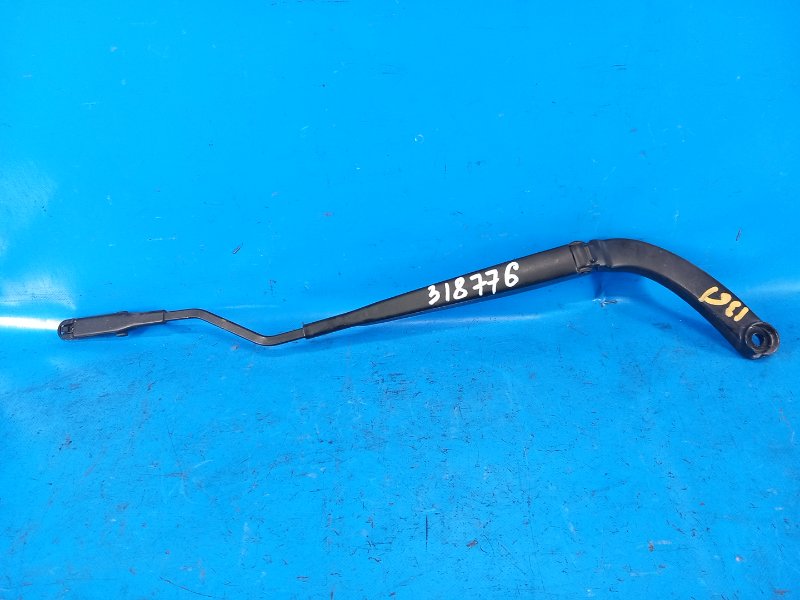 Front windshield wiper arm FORD MUSTANG 15- 2017 Right.