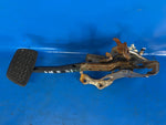 Brake pedal Toyota Prius - 30 09-17 2012