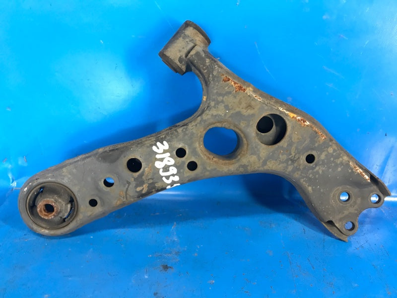 Lower front suspension arm TOYOTA PRIUS - 30 09-17 2012 Left.