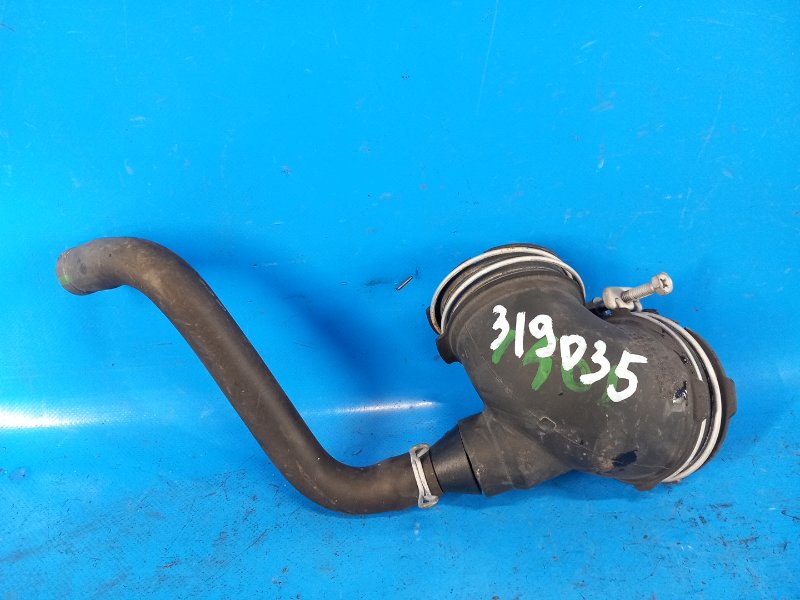 Toyota Prius Air Filter Hose - 09/30/2010