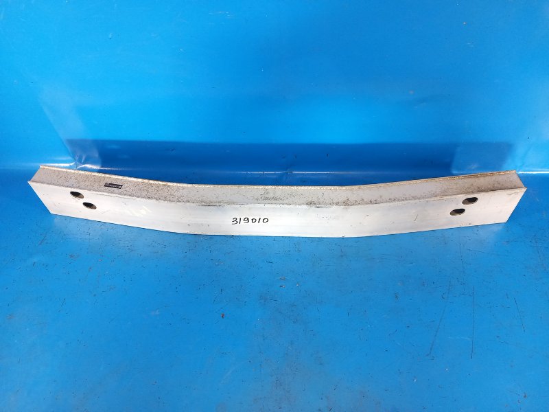 Rear bumper reinforcement for Toyota Prius - 09/30-17/2010