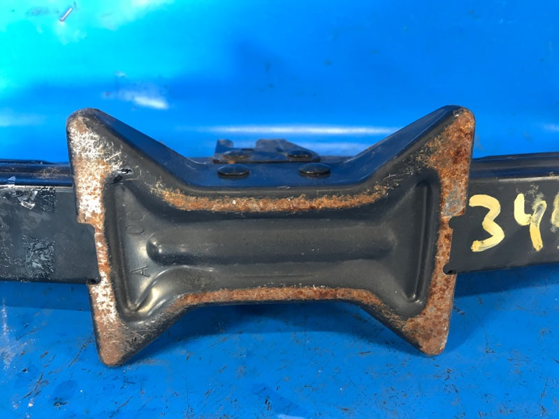 Toyota Prius jack - 20 03-11 2006