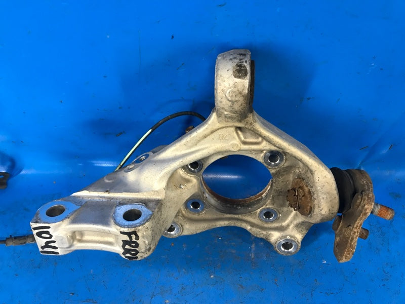 Steering knuckle TOYOTA PRIUS - 30 09-17 2010 Right.