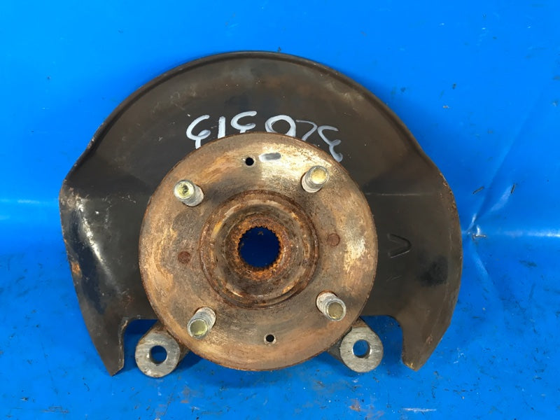 Steering knuckle HONDA CIVIC ES 00-05 2005 Left.