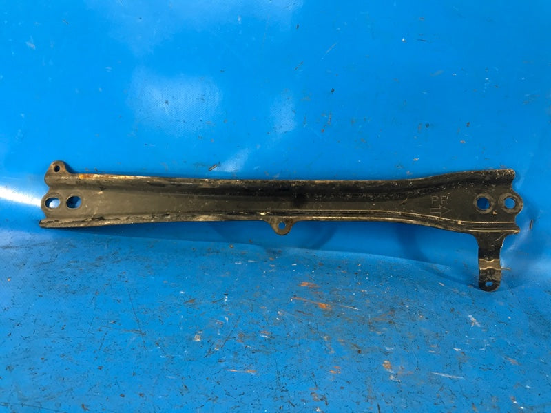 Front panel mounting bracket TOYOTA PRIUS 16- 2016 Right.