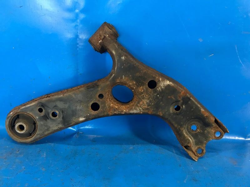 Lower front suspension arm TOYOTA PRIUS PLUS 11-14 2013 Left.