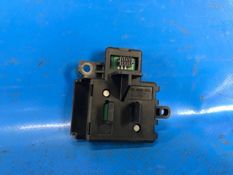 Image alt