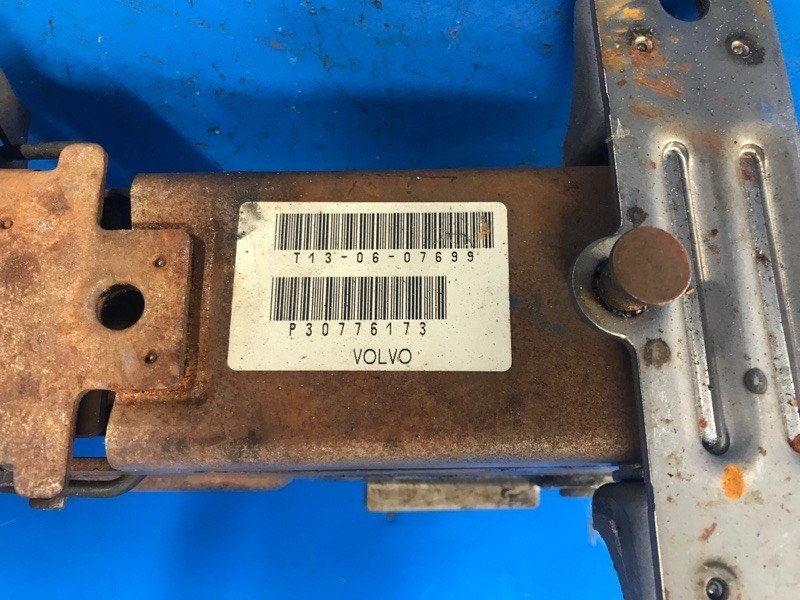 Steering column VOLVO XC70 00–07 2006