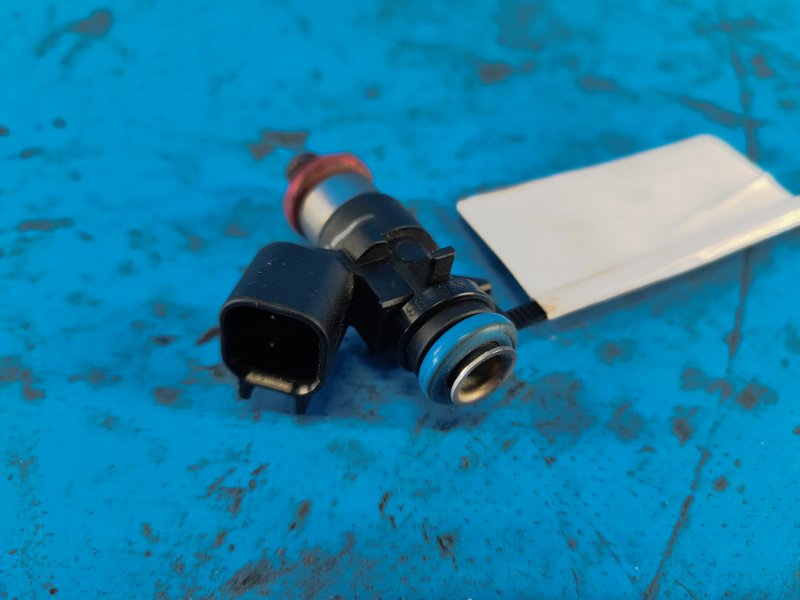 Fuel injector Chrysler 200 10-14 2013